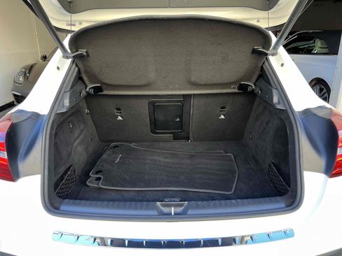 Used 2019 Mercedes-Benz GLA 250 4MATIC w/ Premium Package image 70