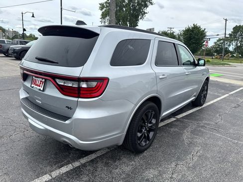 Used 2023 Dodge Durango R/T RWD image 12