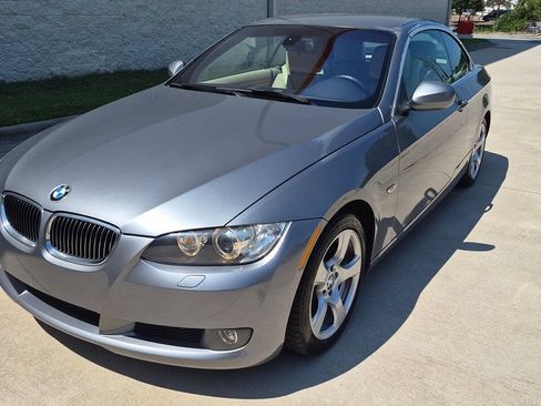 Used 2010 BMW 328i Convertible RWD image 5