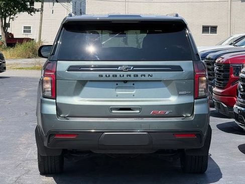 Used 2023 Chevrolet Suburban RST w/ Luxury Package AWD/4WD image 6
