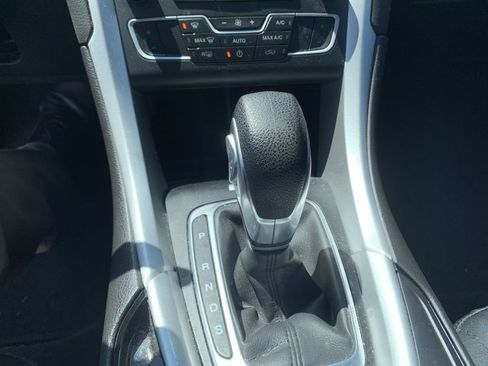 Used 2016 Ford Fusion SE image 42