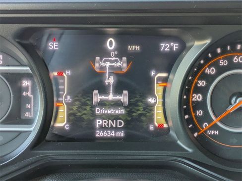 Used 2024 Jeep Wrangler Sport S image 16