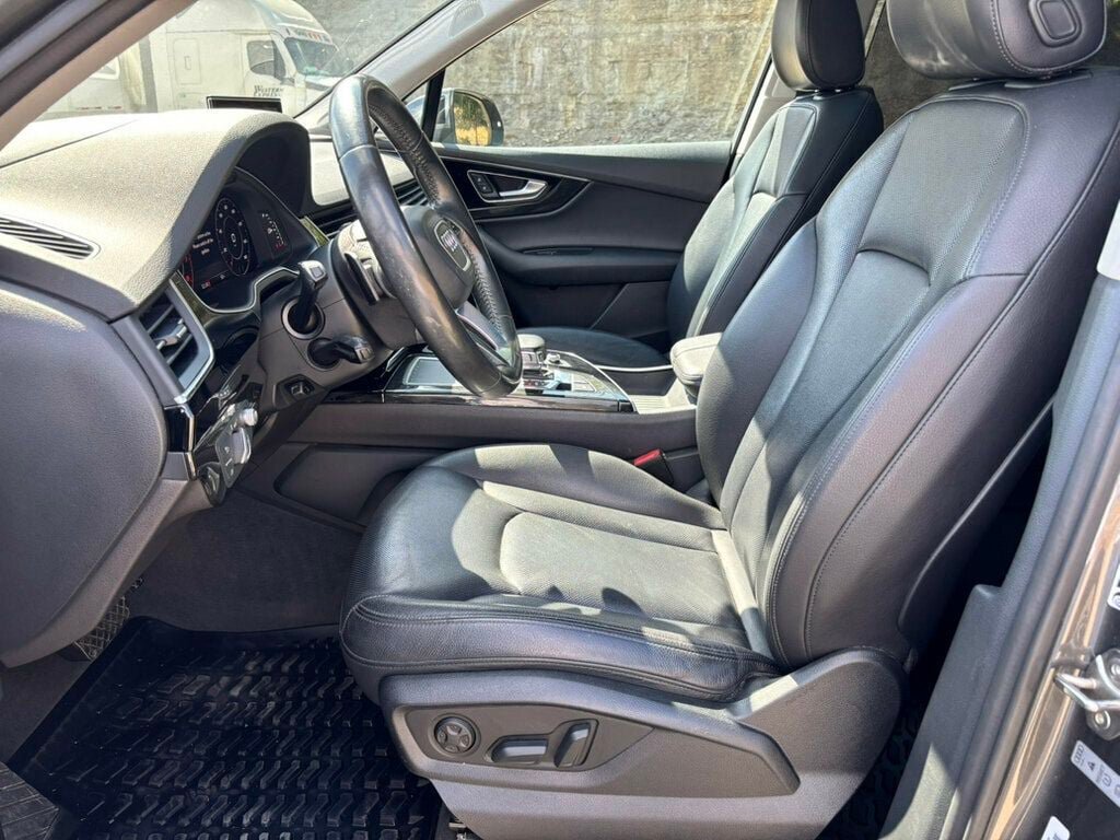 Used 2019 Audi Q7 3.0T Prestige w/ Prestige Package AWD/4WD image 9