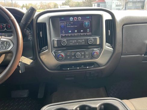 Used 2015 Chevrolet Silverado 2500 LT w/ LT Convenience Package image 7