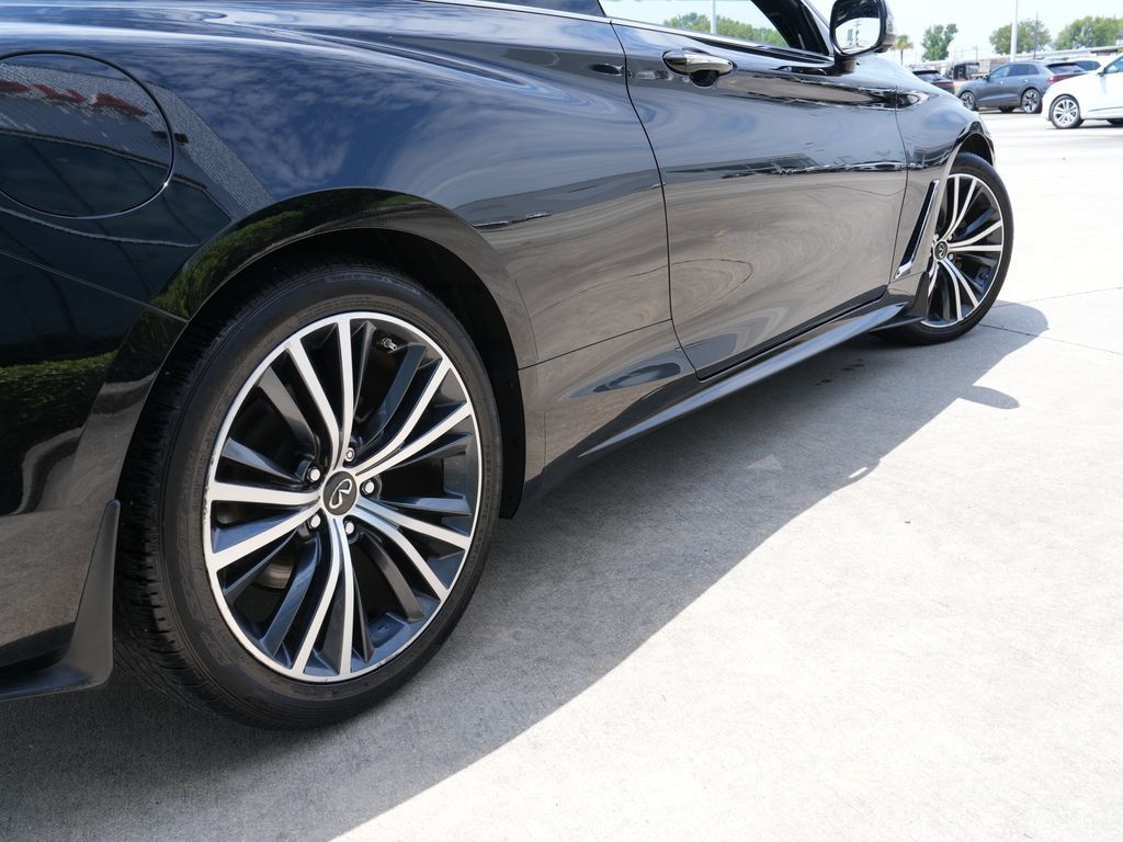 Used 2021 INFINITI Q60 3.0t Luxe w/ Cargo Package AWD/4WD image 11