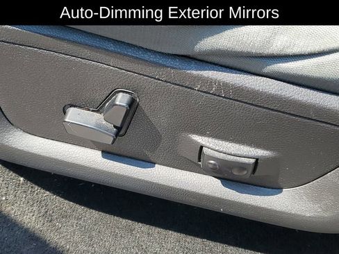 Used 2016 RAM 1500 Big Horn AWD/4WD image 7