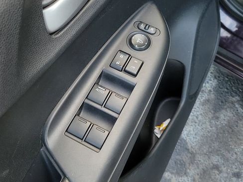 Used 2015 Honda Fit EX image 22