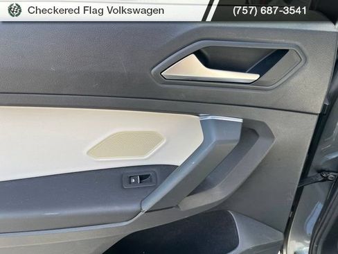 Used 2019 Volkswagen Tiguan SEL w/ 3rd Row Seat Package AWD/4WD image 28