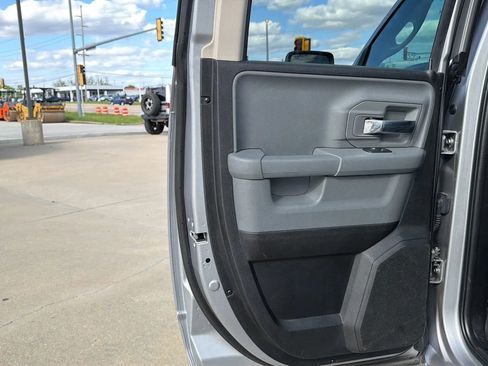 Used 2019 RAM 1500 Classic Warlock w/ Electronics Group AWD/4WD image 46