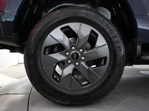 Used 2023 Ford F150 Lightning Lariat w/ Equipment Group 511A High image 14