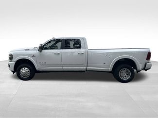 New 2026 RAM 3500 Limited video 3
