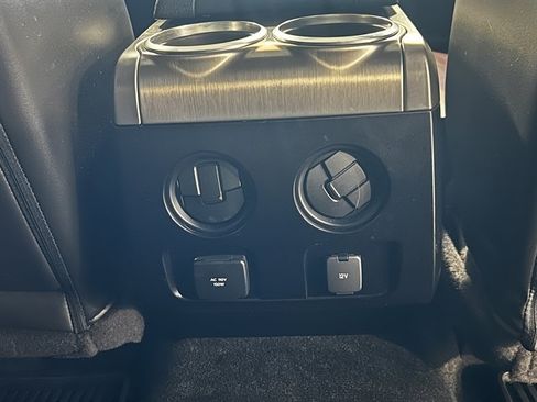 Used 2014 Ford F150 Raptor w/ Equipment Group 801A Luxury image 31