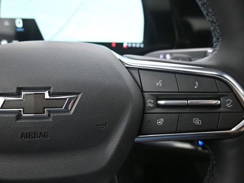 New 2026 Chevrolet Equinox ACTIV w/ Convenience Package III FWD image 27