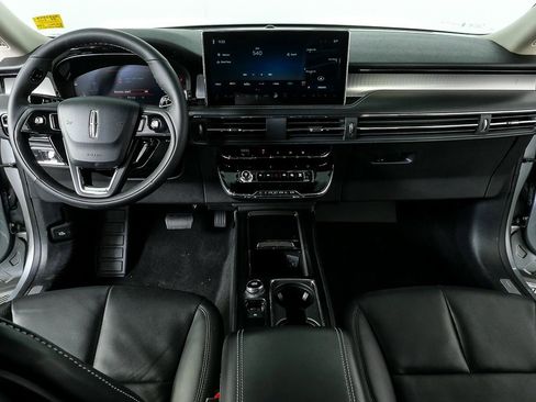 Used 2024 Lincoln Corsair Premiere w/ Equipment Group 101A image 18