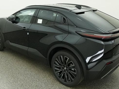 New 2026 Toyota C-HR AWD/4WD image 5