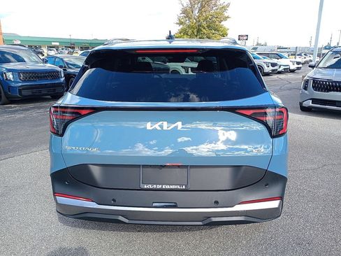 New 2026 Kia Sportage EX w/ EX Panoramic Sunroof Package image 6