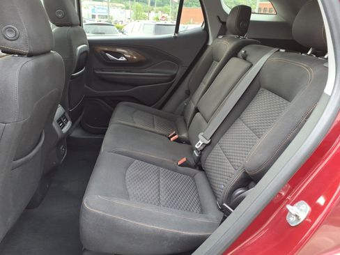 Used 2019 GMC Terrain SLE w/ Driver Convenience Package AWD/4WD image 9