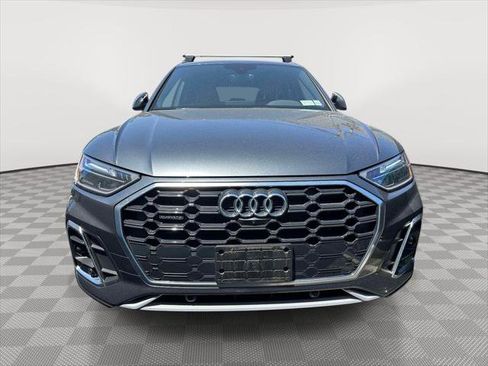 Used 2023 Audi Q5 e Premium Plus w/ Premium Plus Package AWD/4WD image 6