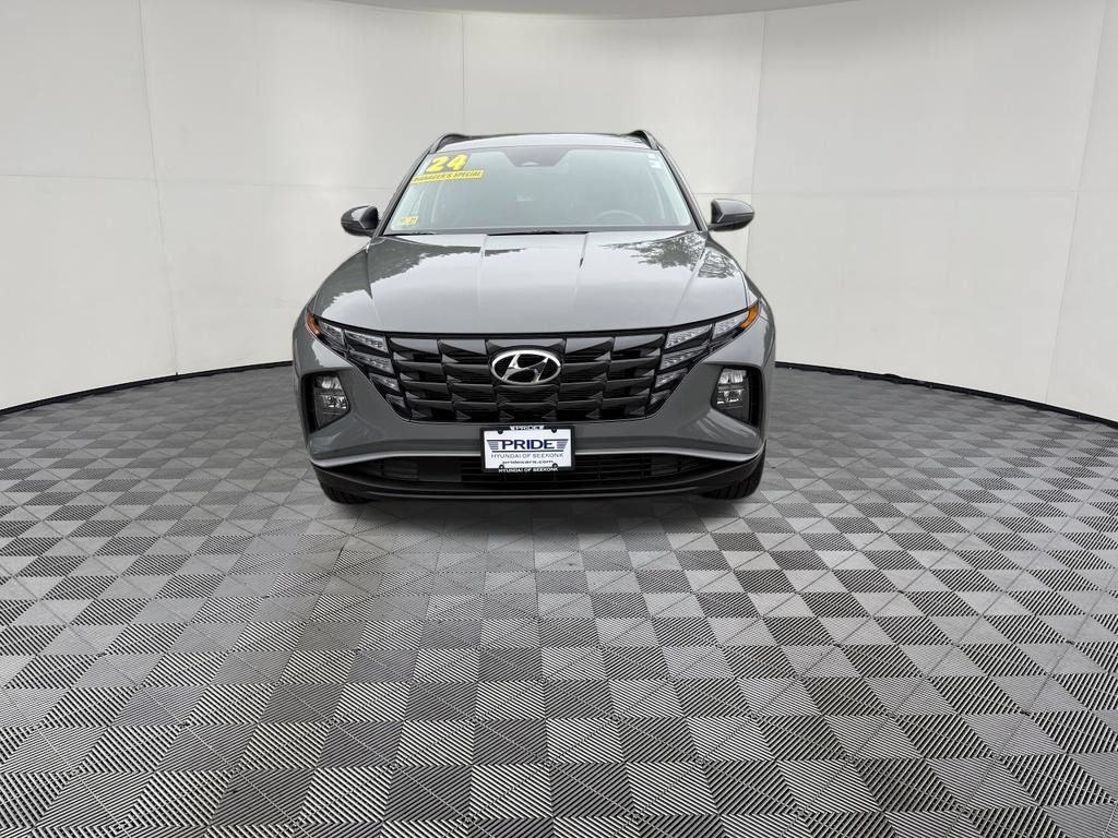 Used 2024 Hyundai Tucson SEL w/ Convenience Package AWD/4WD image 2