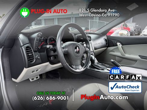 Used 2012 Chevrolet Corvette Coupe w/ 2LT Preferred Equipment Group RWD image 7