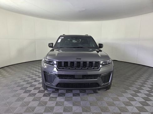 New 2026 Jeep Grand Cherokee L Limited w/ Limited Altitude Package RWD image 3