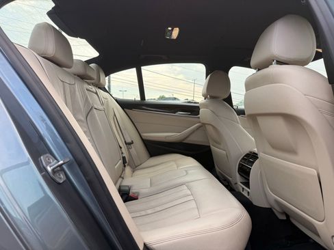 Used 2018 BMW 530i xDrive AWD/4WD image 34