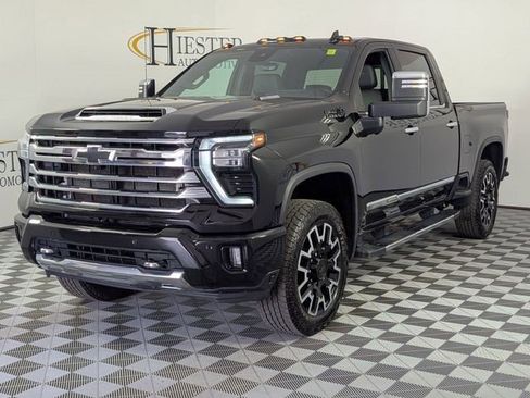 Certified 2024 Chevrolet Silverado 2500 High Country w/ Technology Package image 4