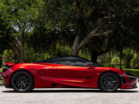 Used 2018 McLaren 720S Luxury RWD image 18