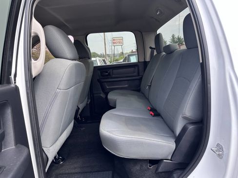 Used 2016 RAM 2500 Tradesman w/ Chrome Appearance Group image 18