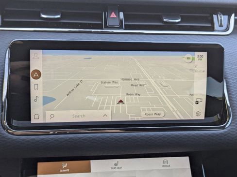 Used 2023 Land Rover Range Rover Evoque R-Dynamic S AWD/4WD image 25