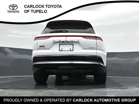 Used 2025 Toyota Crown Signia w/ Advanced Technology Package image 43