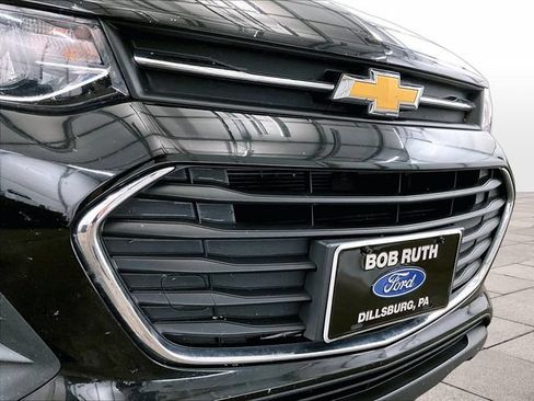 Used 2020 Chevrolet Trax LS w/ Tint and Cruise Package FWD image 29