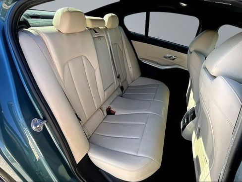 Used 2021 BMW 330i Sedan w/ Convenience Package image 25