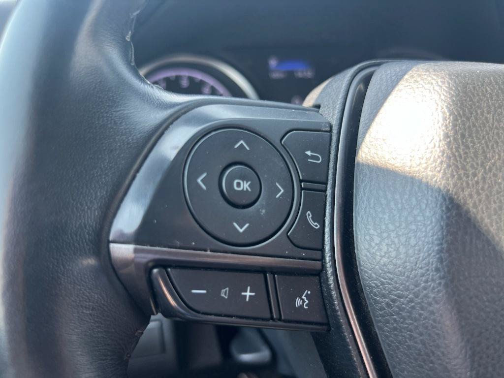 Used 2024 Toyota Camry SE FWD image 7