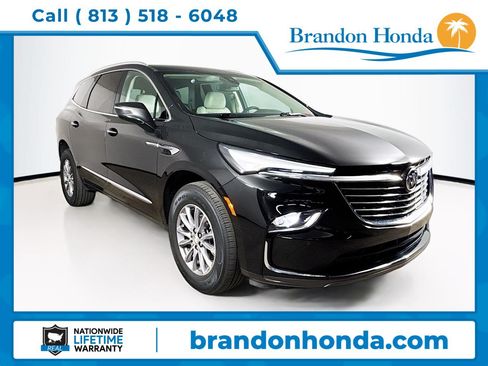 Used 2023 Buick Enclave Essence FWD image 1