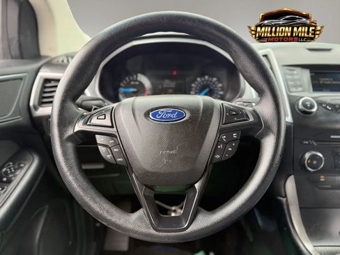 Used 2017 Ford Edge SE AWD/4WD image 24
