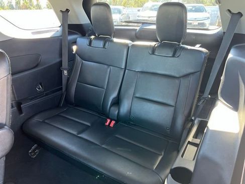 Used 2020 Ford Explorer XLT w/ Equipment Group 202A image 13