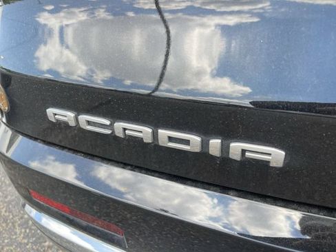Used 2022 GMC Acadia Denali w/ Black Diamond Edition FWD image 8