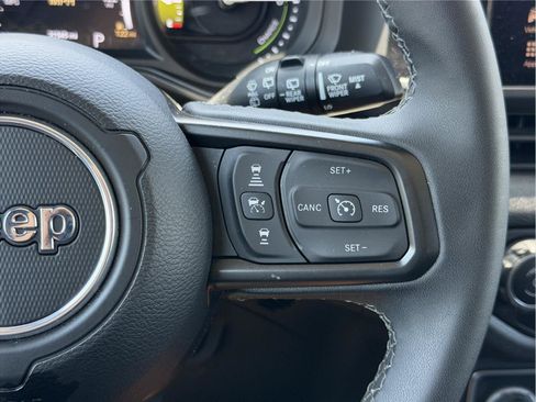 Used 2025 Jeep Wrangler Unlimited Sport S 4xe AWD/4WD image 21