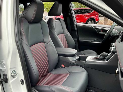 Certified 2025 Toyota RAV4 XSE image 8