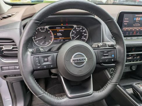 Used 2021 Nissan Rogue SL FWD image 10