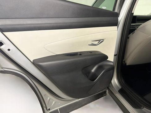Used 2025 Hyundai Tucson SEL FWD image 24