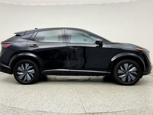 Used 2024 Nissan Ariya AWD image 4