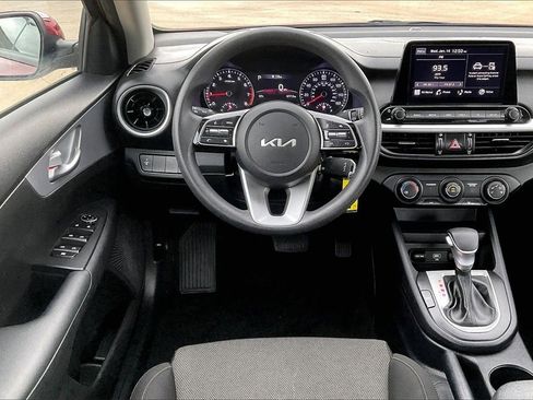 Certified 2024 Kia Forte LXS image 5