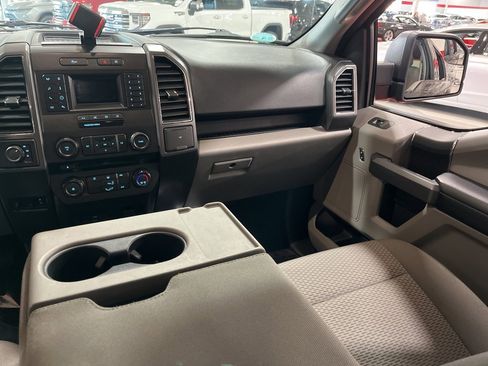 Used 2018 Ford F150 XLT image 15