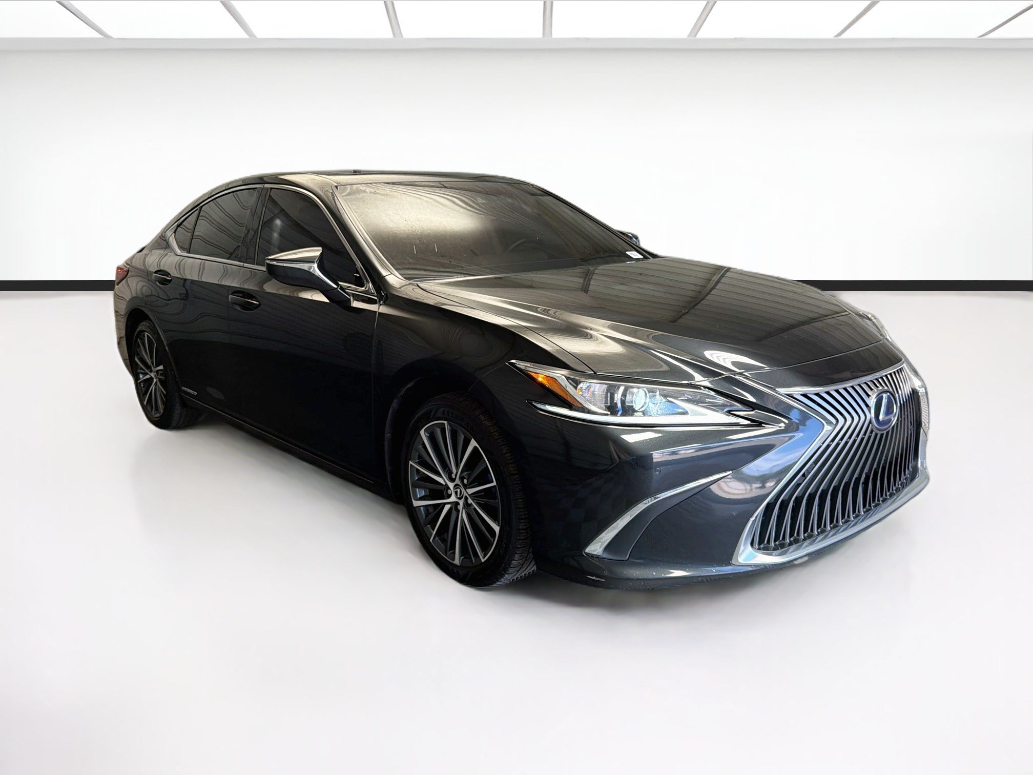 Used 2021 Lexus ES 300h w/ Premium Package FWD image 3