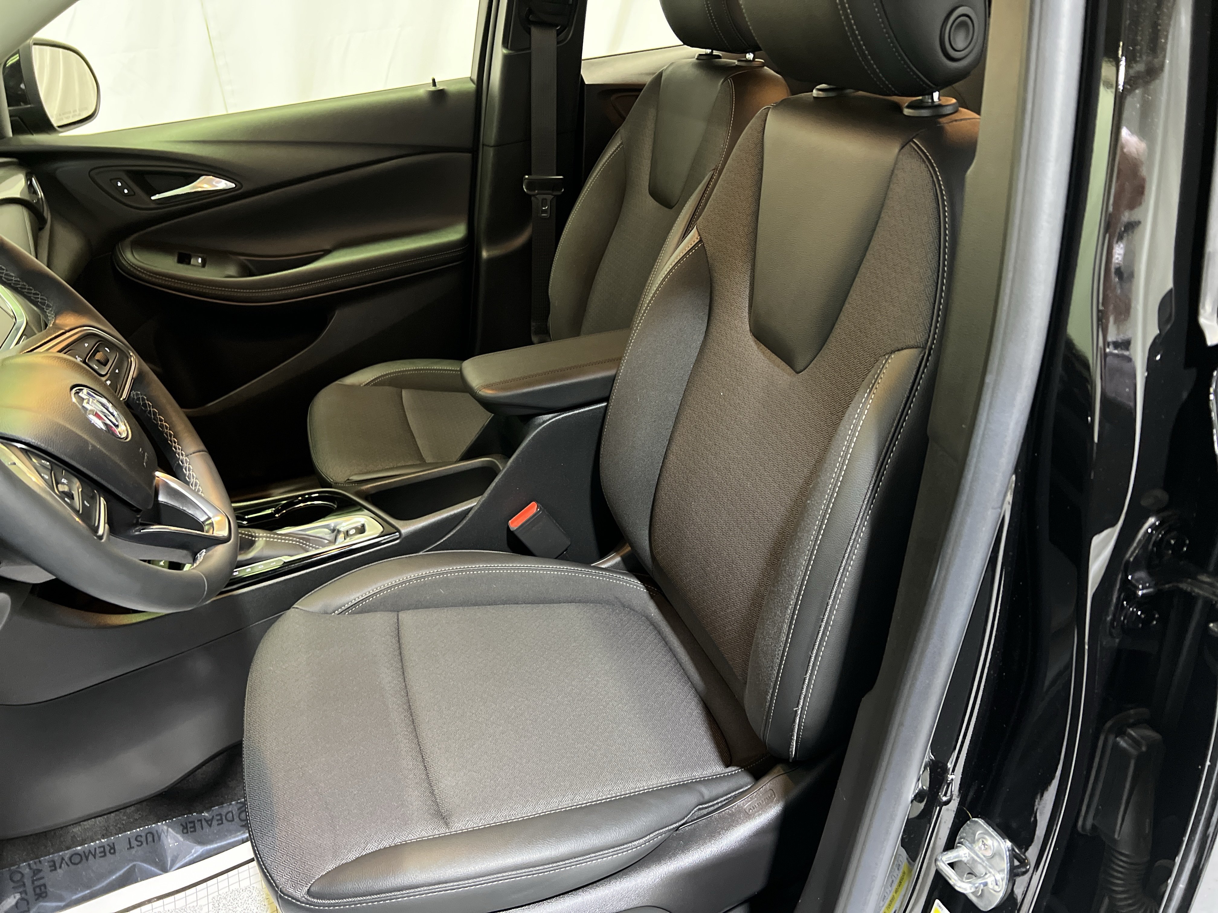 Used 2023 Buick Encore GX Preferred w/ Cold Weather Comfort Package AWD/4WD image 17