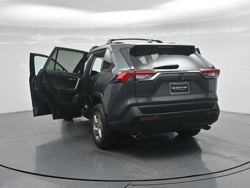 Used 2024 Toyota RAV4 XLE w/ Convenience Package FWD image 33