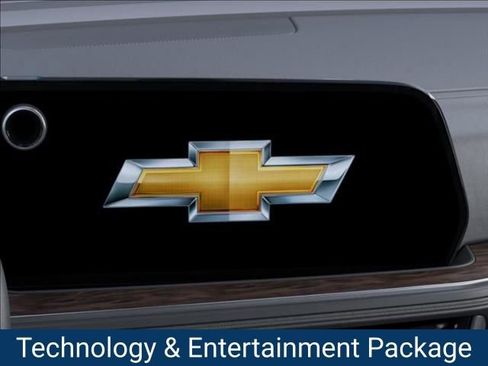 New 2026 Chevrolet Suburban Premier AWD/4WD image 23