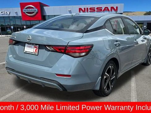 Used 2025 Nissan Sentra SV FWD image 3